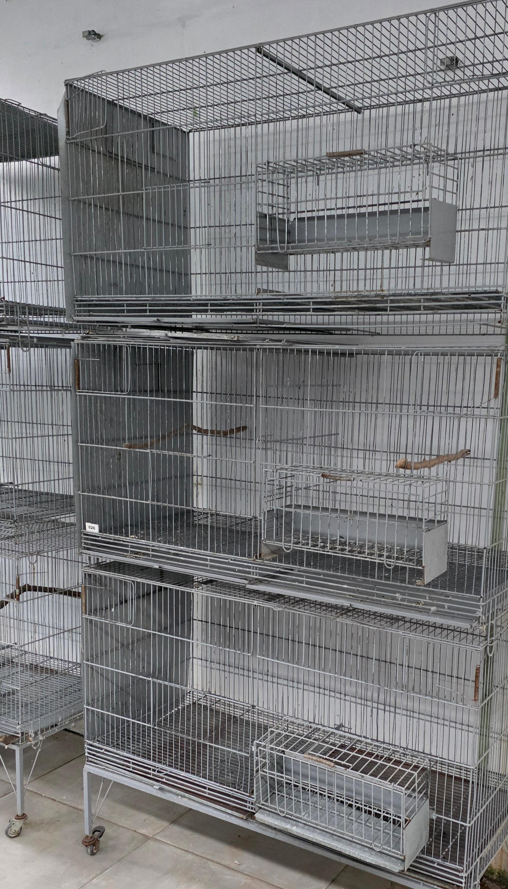 Conjunto de Gaiola Triplo